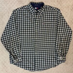 Tommy Hilfiger Plaid Button-Up Longsleeve Shirt